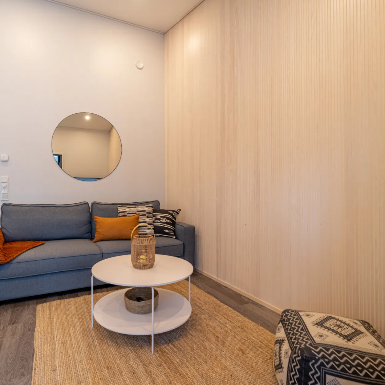 Dyyni-paneeli Cent 15x90x2400, Mänty, Valkolakattu
