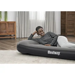 Ilmatäytteinen Bestway-varavuode 191 x 137 cm, itsetäyttyvä