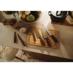 Iso kokinveitsi Fiskars 20 cm Folken