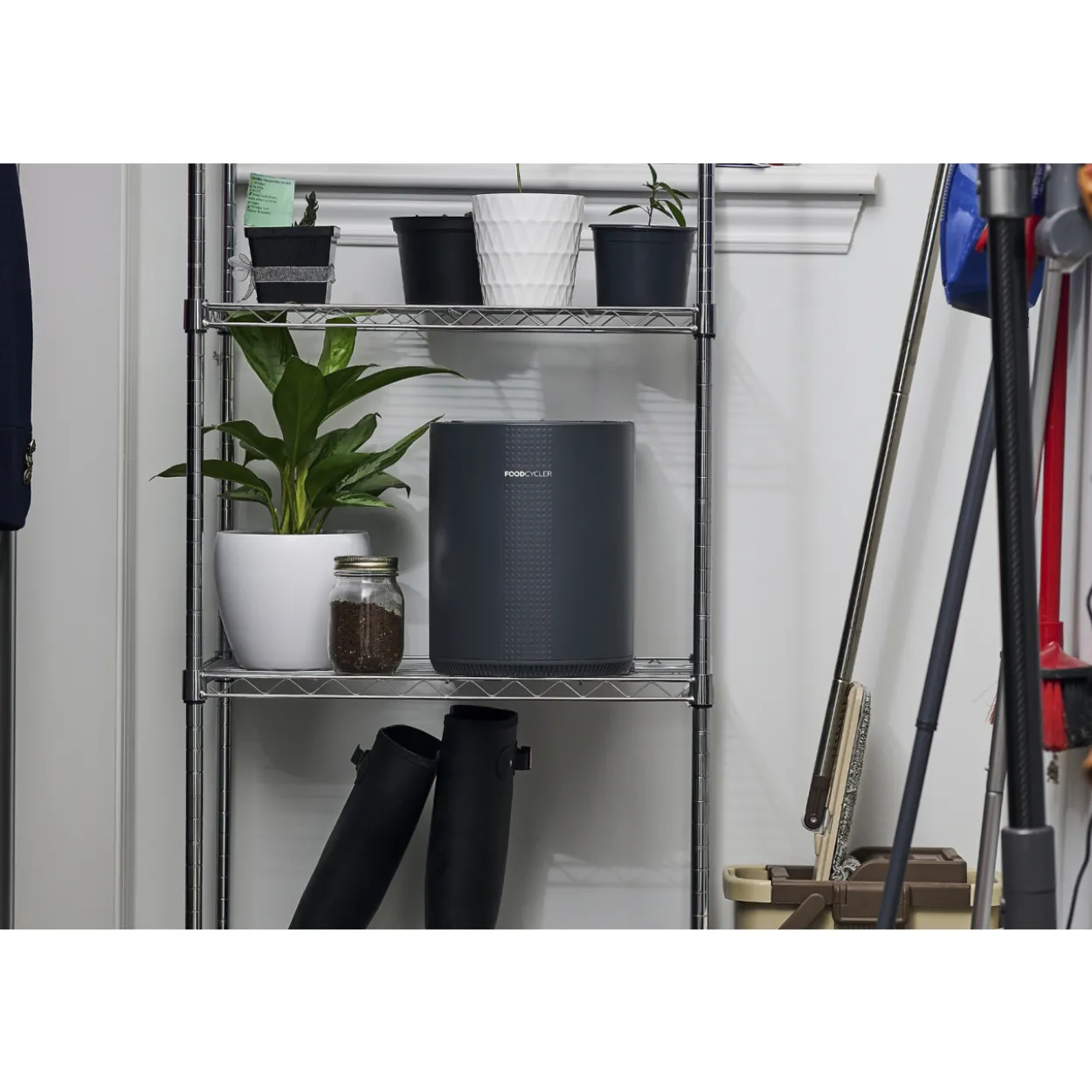 Keittiön ruokajätteen kierrätyskone FoodCycler Eco 3 musta