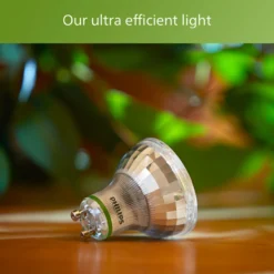 LED-kohdelamppu Philips Ultra Efficient 50W GU10