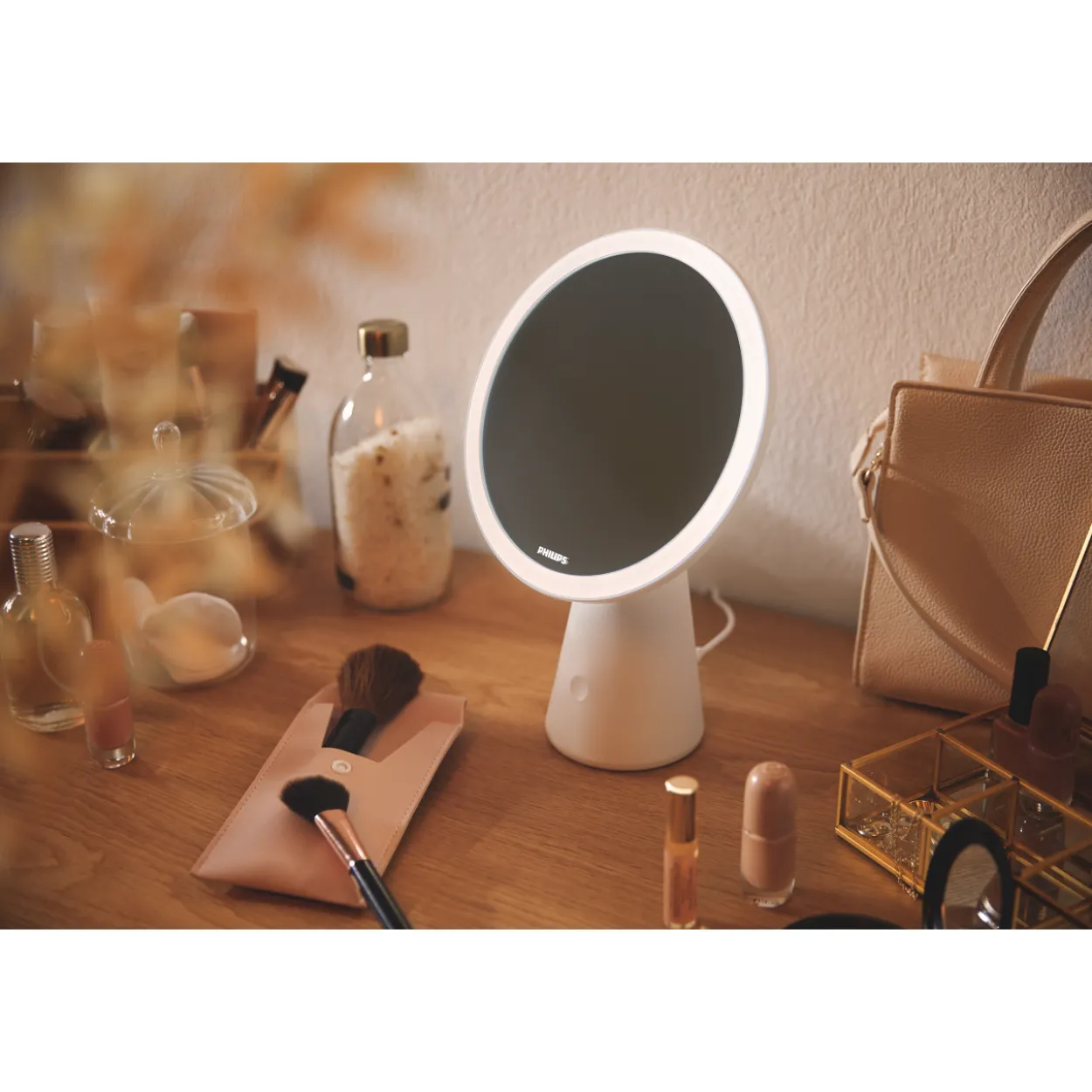 LED-meikkipeili Philips Mirror 4,5W 30-50K USB valkoinen
