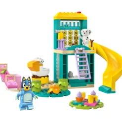 LEGO Bluey 11201 Blueyn ja Katin hupihetket leikkikentällä