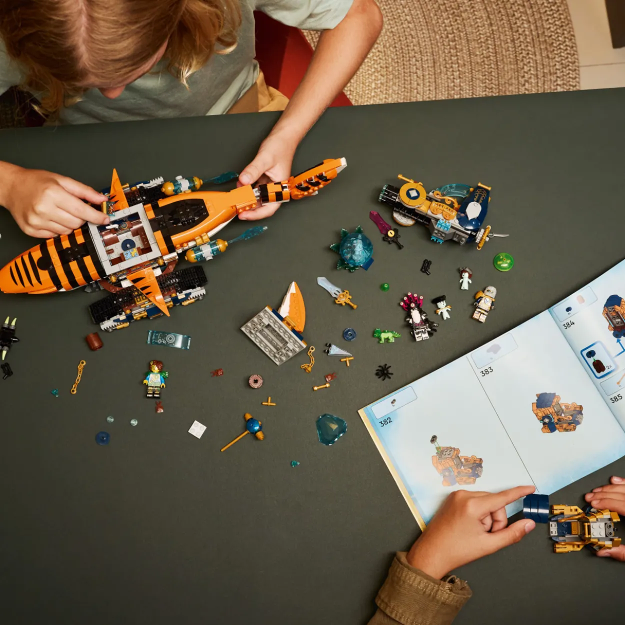 LEGO DREAMZzz 71515 Tiikerihaipanssarivaunu