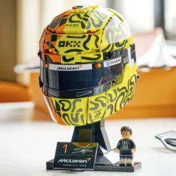 LEGO Editions Vehicles 43023 McLaren Mastercard F1® Team ‑kypärä – Lando Norris