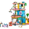 LEGO Friends 42689 Heartlake Cityn ystävysten kerhotalo