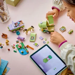 LEGO Friends 42695 Hevosen ja varsan kuljetusvaunu