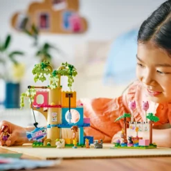 LEGO Friends 42666 Kissan synttärijuhlat ja puumaja