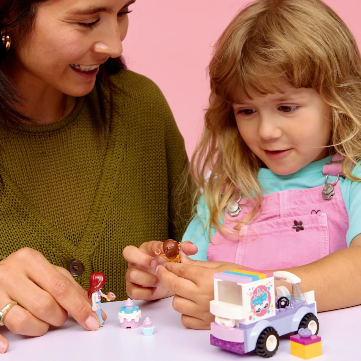 LEGO Friends 42675 Yksisarviskakkuauto