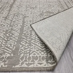 Matto Village's 160 x 230 cm Friida ruskea