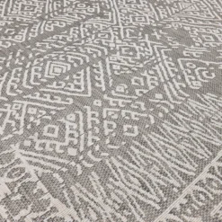 Matto Village's 160 x 230 cm Friida ruskea