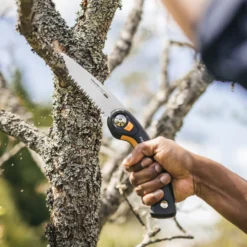 Puutarha- ja retkisaha taitettava Fiskars Plus SW68