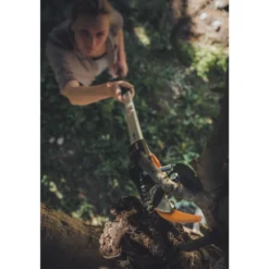 Puutarhan monitoimileikkuri Fiskars PowerGear™X UPX82
