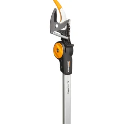 Puutarhan monitoimileikkuri Fiskars PowerGear™X UPX82