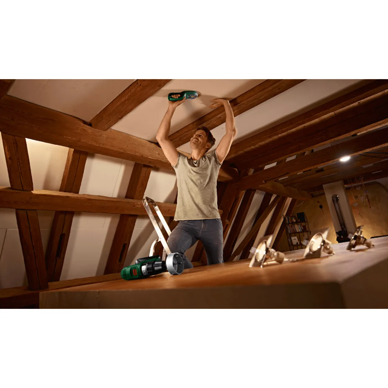 Rakenneilmaisin Bosch Universal Detect