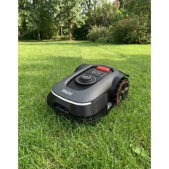 Robottiruohonleikkuri Brücke RM1200BT