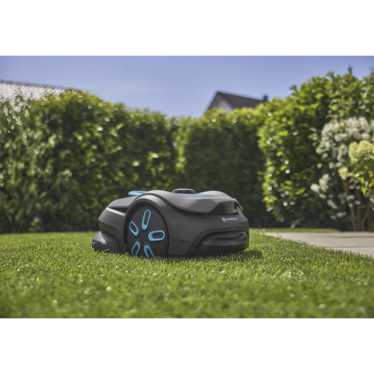 Robottiruohonleikkuri Gardena smart SILENO sense 400, rajalangaton