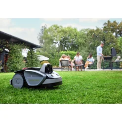 Robottiruohonleikkuri Sunseeker V3 600m² rajalangaton