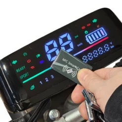 Sähköskootteri E-Go Evo2, musta