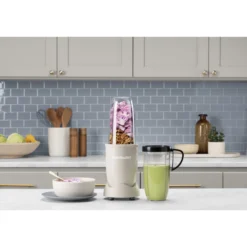 Tehosekoitin Nutribullet Pro beige