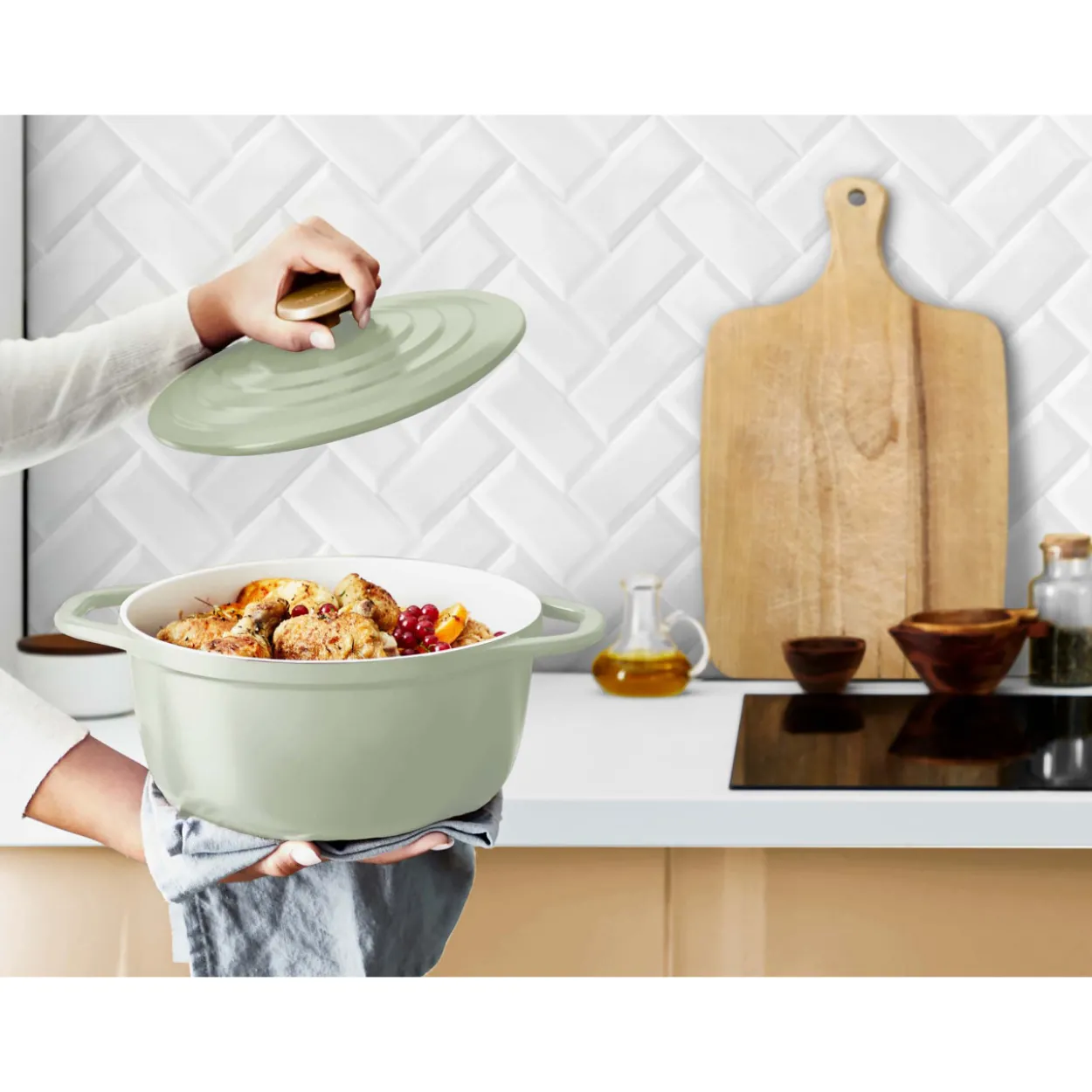 Valualumiinipata Tefal 5,7 l Air ovaali